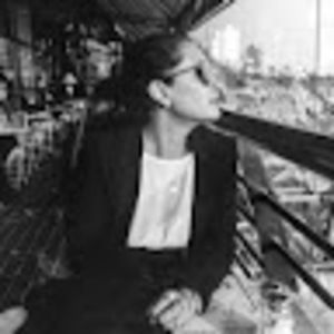 Meet your Posher, Daniela